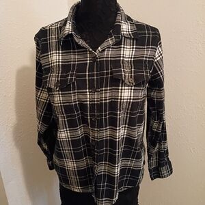 Tilley Black and White Plaid Long Sleeve Top